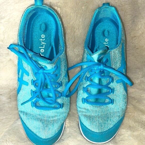 ASICS Sky Blue Sneakers!!  - Picture 1 of 8